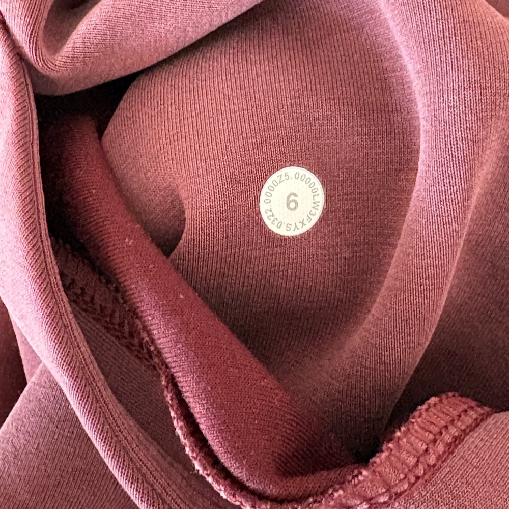 Lululemon Athletica Burgundy Jacket women’s size 6 - Picture 12 of 15